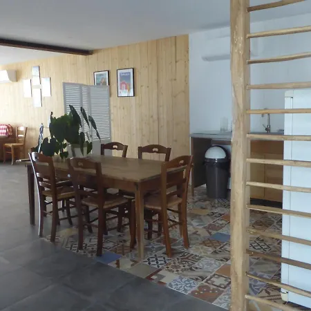Bed & Breakfast Chateau D'annezay *