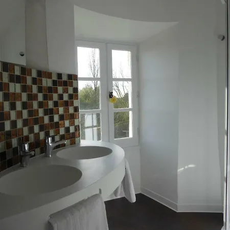 Chateau D'annezay 3* Annezay